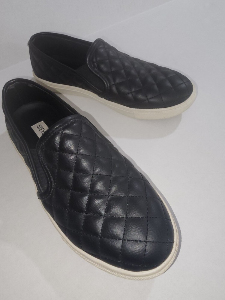 Steve Madden 7.5 Black Women’s Leather Quilted Slip on Loafers Shoes