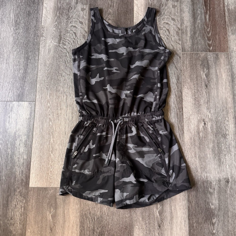 Athleta Girl On The Go Romper Gray Black Camouflage Girls Youth Medium 8-10