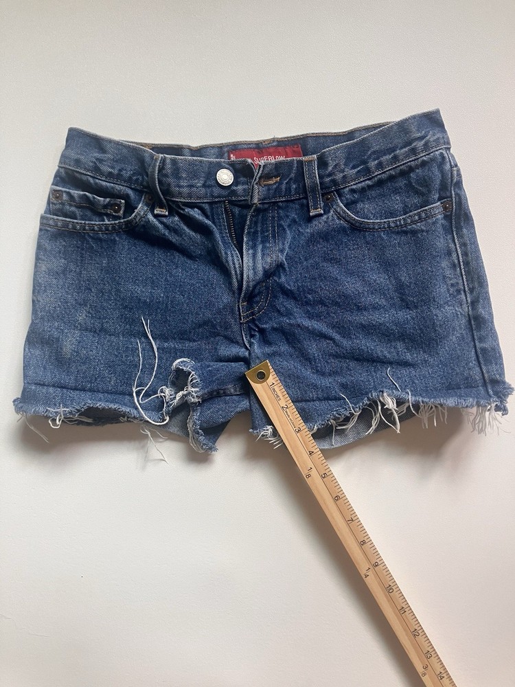 Levis Jean Shorts Frayed Hem Size 5 Junior Women’s Super low