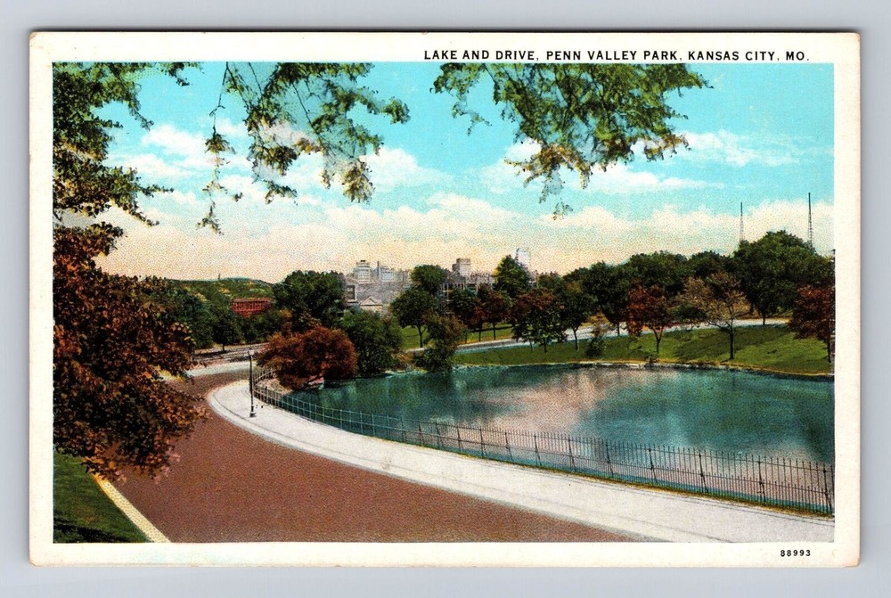 Kansas City MO-Missouri, Penn Valley Park, Lake and Drive, Vintage Postcard