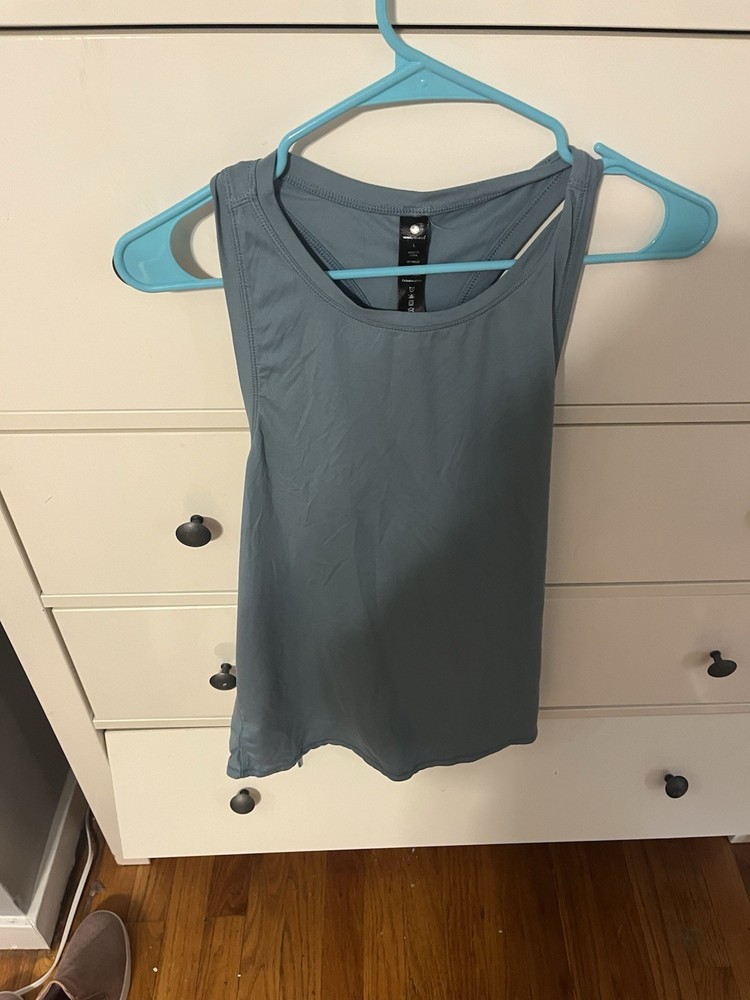 Yogalicious Women's Yoga Top Size Large