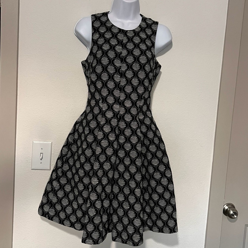 H&M Black Silver Fit & Flare Sleeveless Dress Size 6 Party Cocktail
