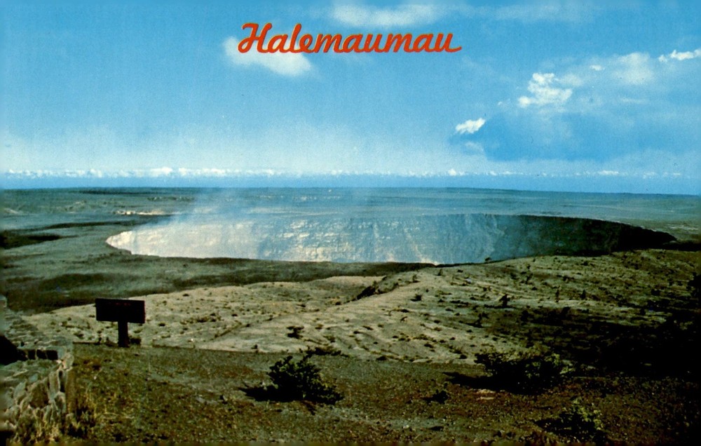 Halemaumau Crater, Hawaii Volcanoes National Park Postcard