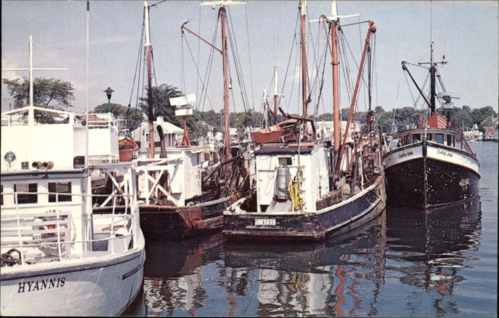 Cape Cod Massachusetts Hyannis Harbor fishing fleet unused vintage postcard