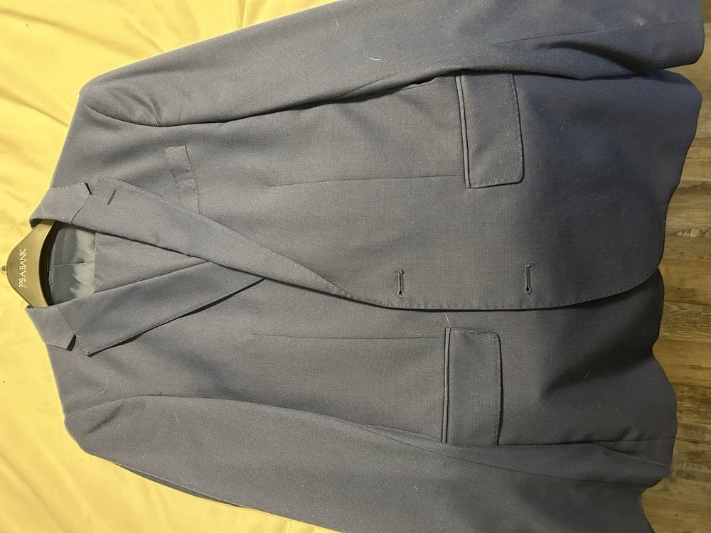 Blue J Ferrar Men’s Suit