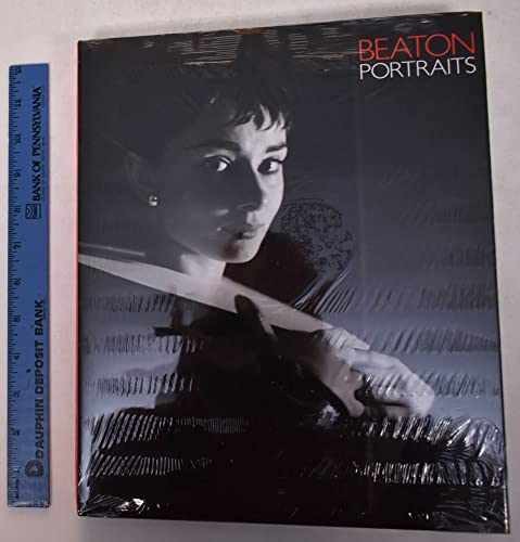 Beaton: Portraits - Hardcover, by Pepper Terence - Acceptable
