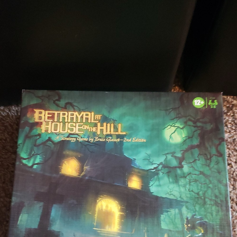Avalon Hill Betrayal at House on the Hill 2nd Ed Board Game 3+ 12+ Horror