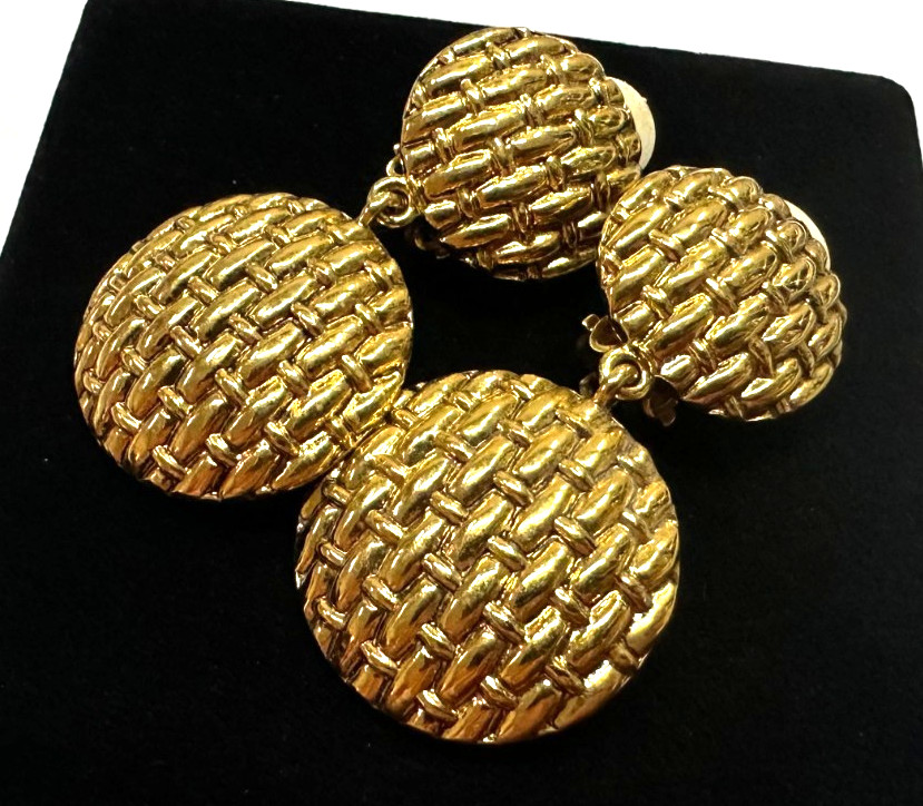 Signed JOAN RIVERS Vtg Costume Gold Tone Clip-on Earrings Jewelry Lot H