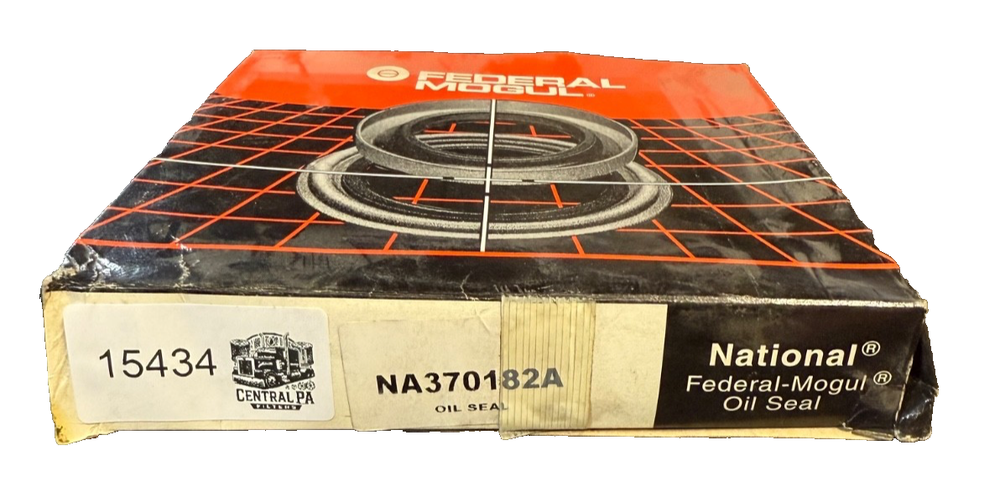 Federal Mogul Oil Seal P/N: 370182A