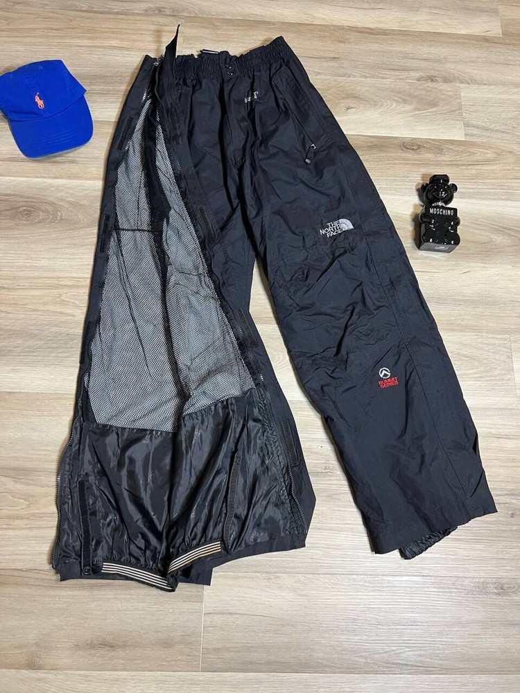 North Face Mens Summit Series Gore-Tex Snowboard/ Ski Pants. Black Size L/XL.