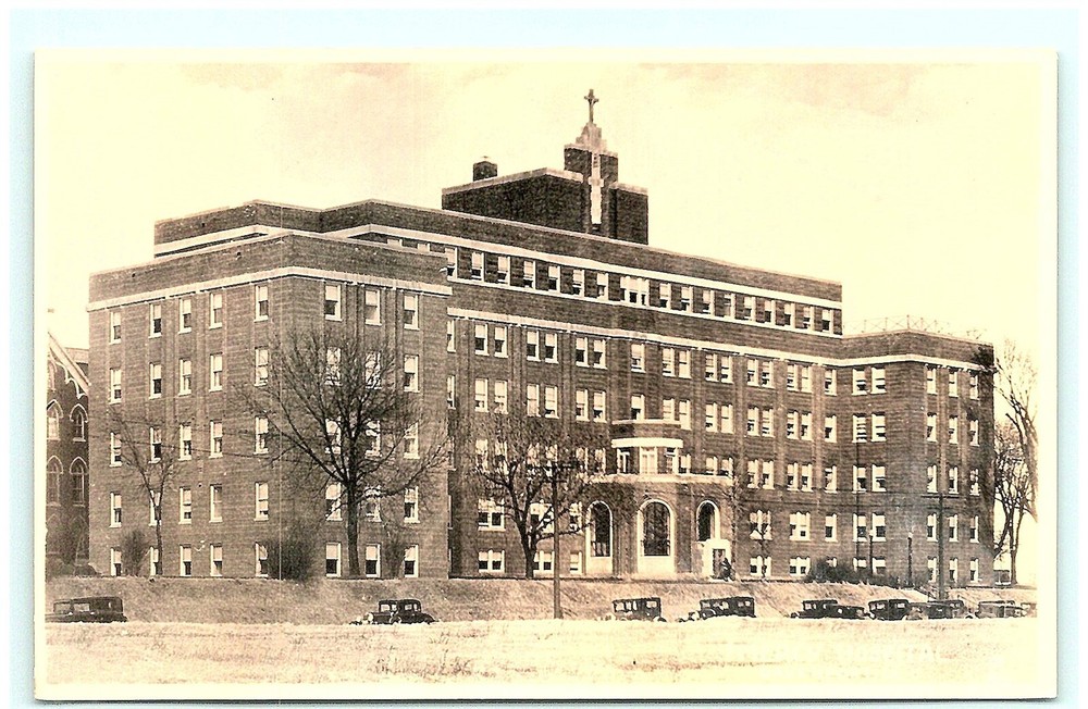 S03-7035, Mercy Hospital, Davenport, Iowa, *Vintage Real Photo Postcard