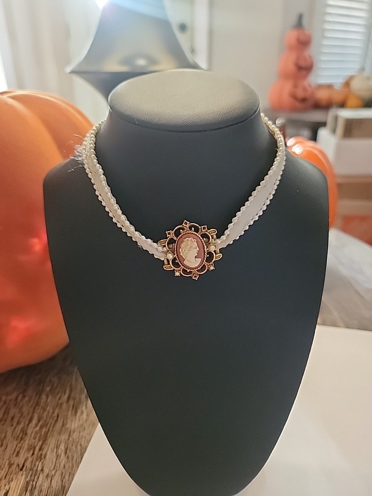 Vintage Cameo Art Deco Choker Necklace