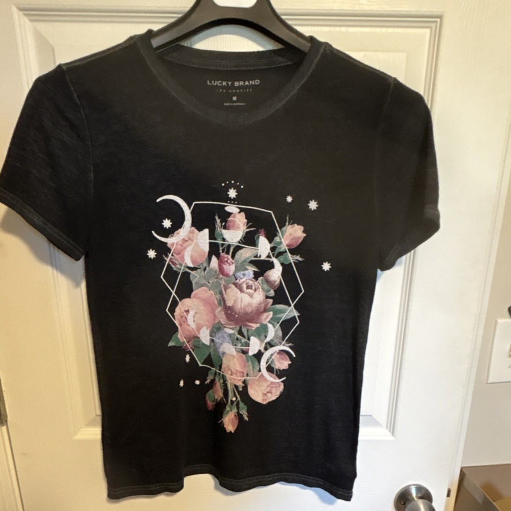 Lucky Brand Women's Black Floral Moon Graphic Short Sleeve T-Shirt Size M