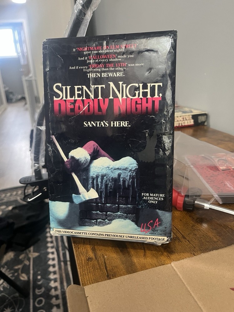 USA Home Video Silent Night, Deadly Night VHS Uncut Horror Linea Quigley