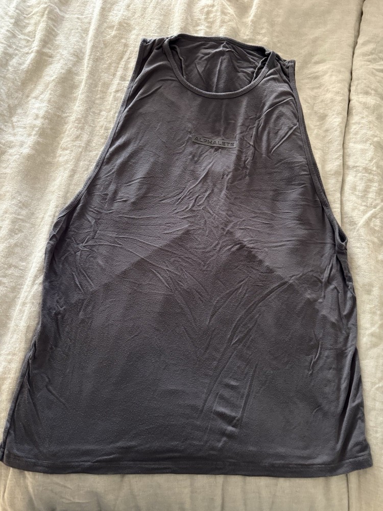 Alphalete Performance Men’s Tank Top Size Large Gray Sleeveless