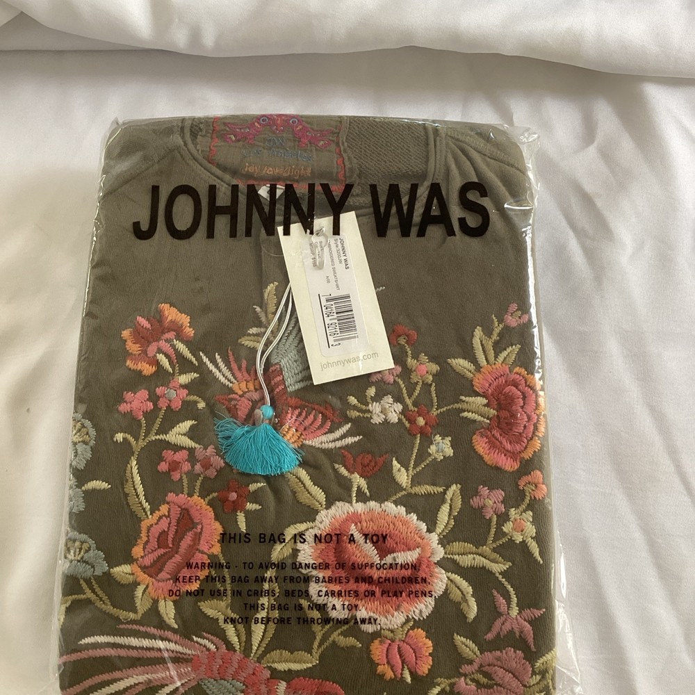 Johnny Was Los Angeles Green Floral Embroidered Sweatshirt Tunic Top  L  NWT