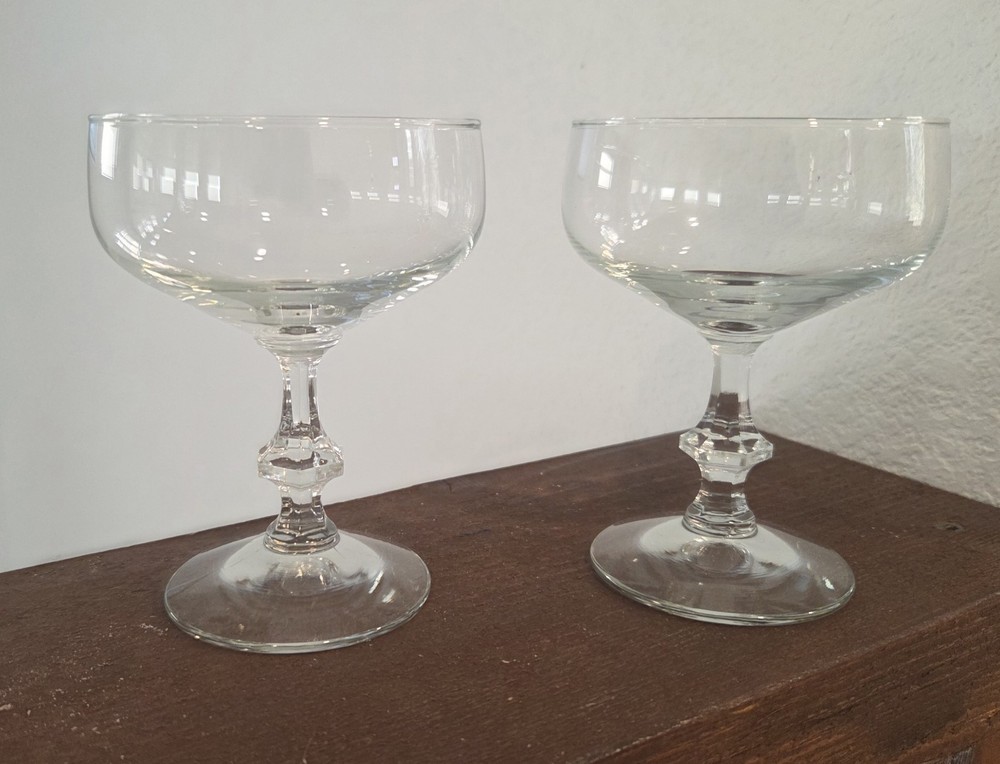 Set Of 2 Vintage Champagne Coupe Glasses Cocktail Dessert Dish Clear Glass