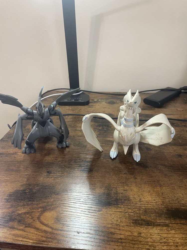 Pokemon Reshiram & Zekrom Plastic Figures Anime Fantasy Collectible Lot of 2