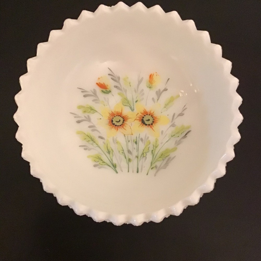 Vintage Westmoreland Milk Glass Flower Trinket Dish
