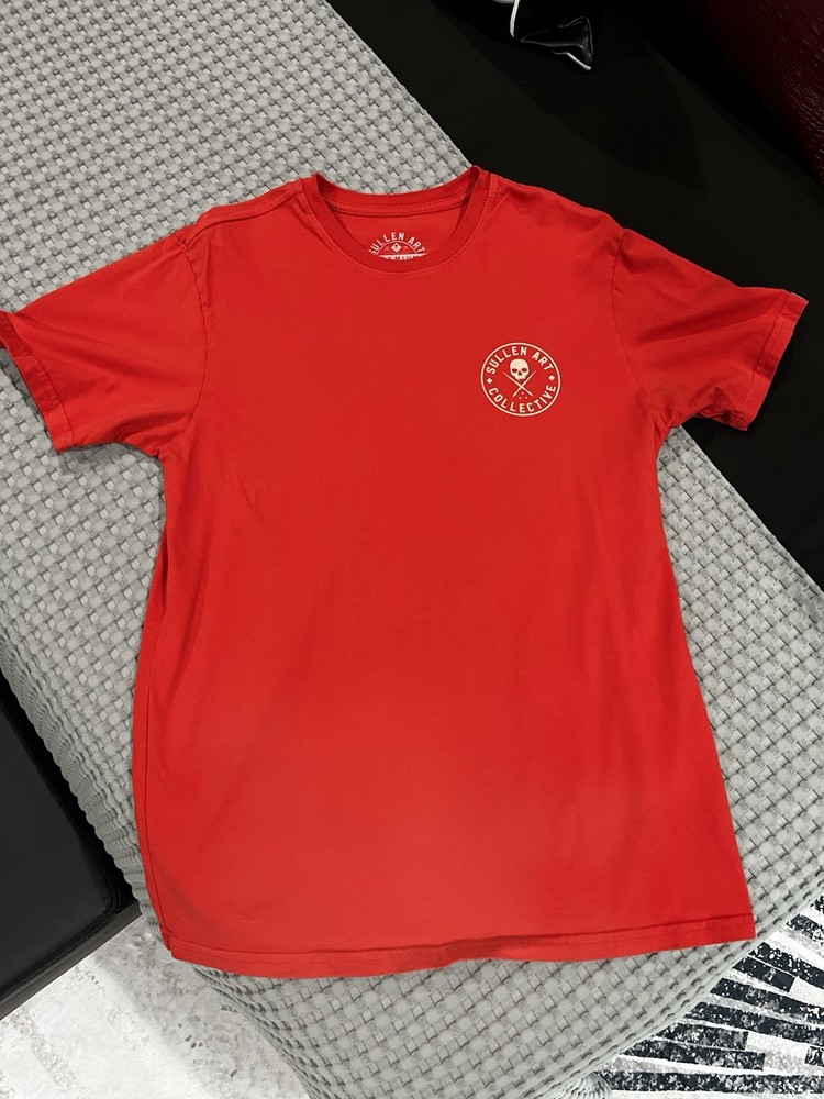 Sullen Art Collective Premium Red Graphic Logo Men's T-Shirt Medium