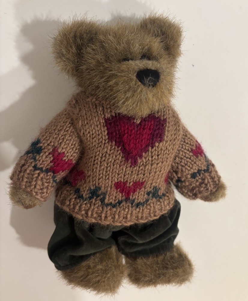 Boyds Bear Bearwear The Archive Collection #1364  Wearing Sweater