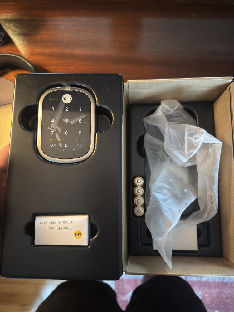 Yale Assure Lock 2 Keyless Deadbolt in Nickel - Touchscreen Digital Entry for Doors