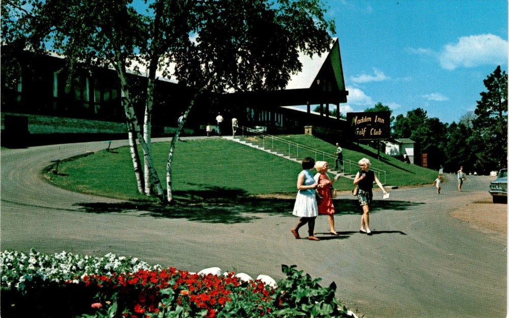 Madden Inn, Golf Club, Pine Beach, Brainerd, Minnesota, Prime Rib room, Postcard
