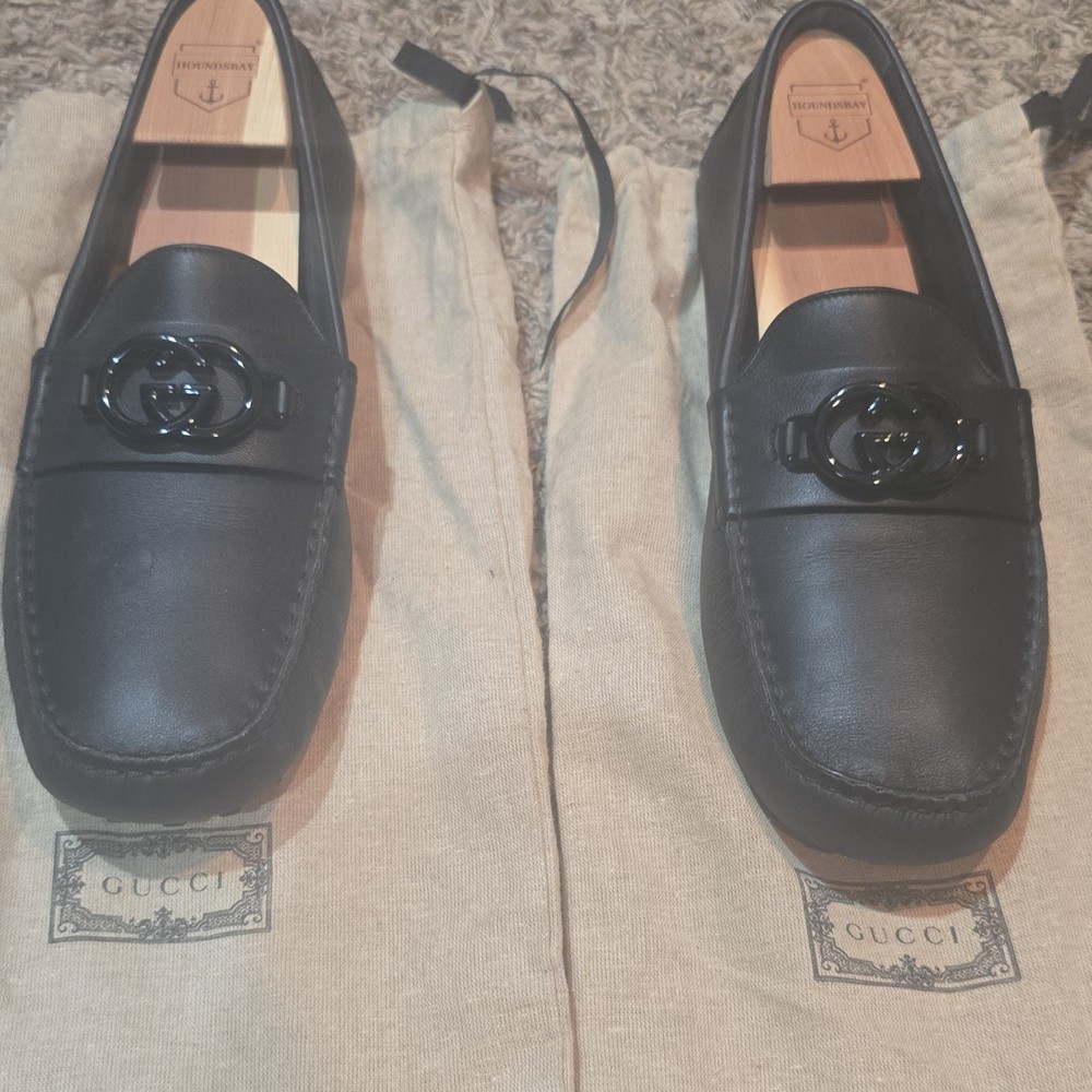Gucci Men's Black Leather Loafers Logo Accent Slip On Casual Shoes