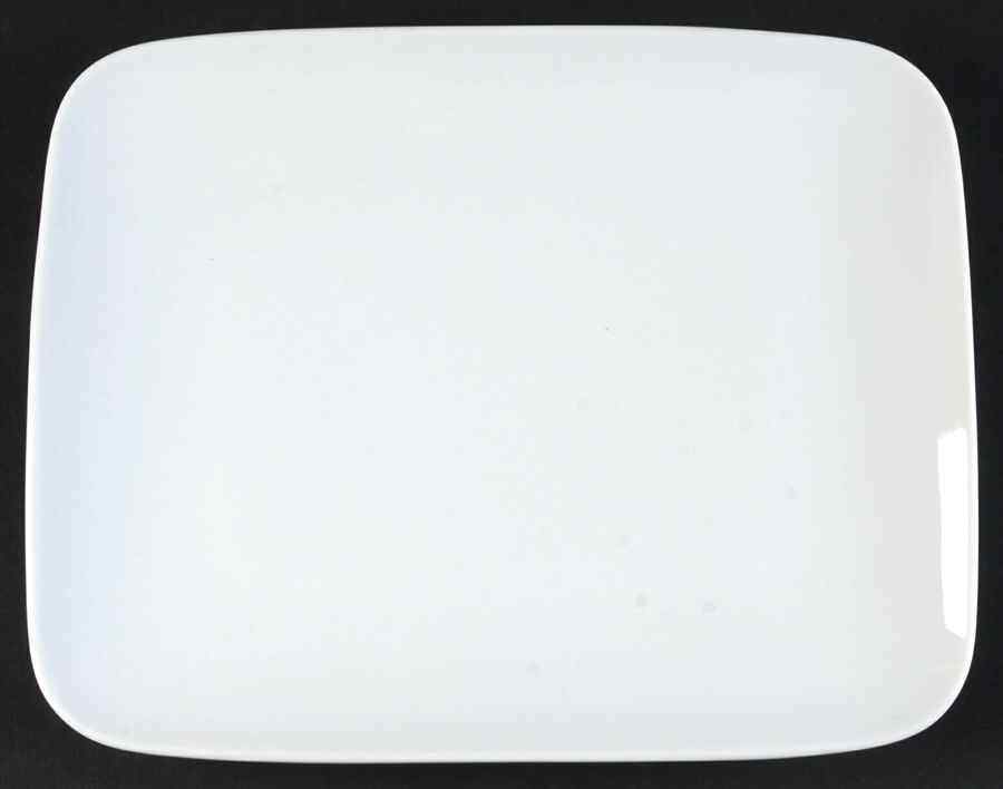 Plato de ensalada blanco clásico Crate & Barrel 9870911