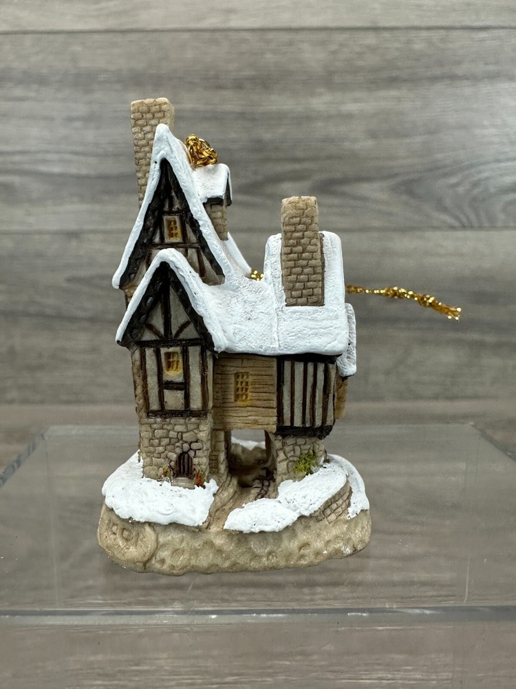 David Winter Christmas Cottage Ornaments John Hine Freds Home Miniature Collectibles  