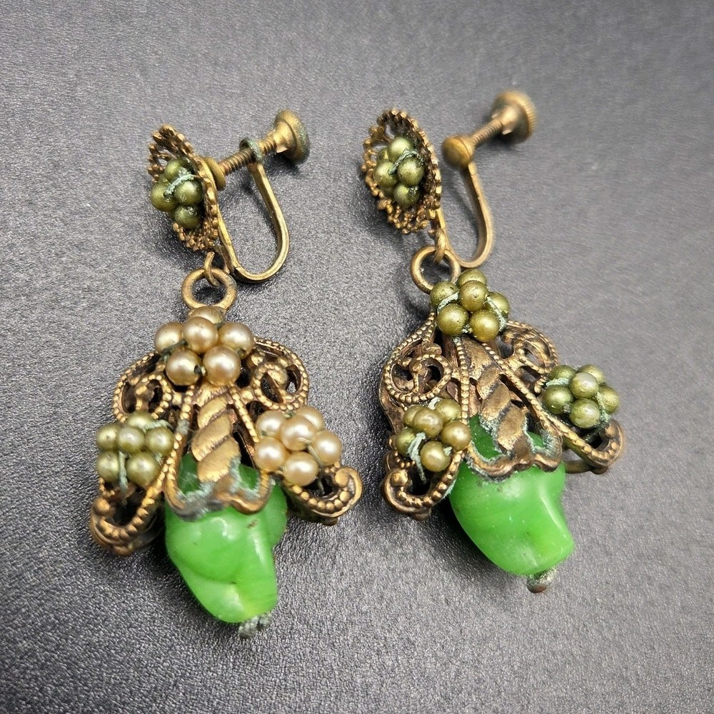Vintage unsigned Miriam haskell Green Glass Filigree Dangle Earrings Screw Back