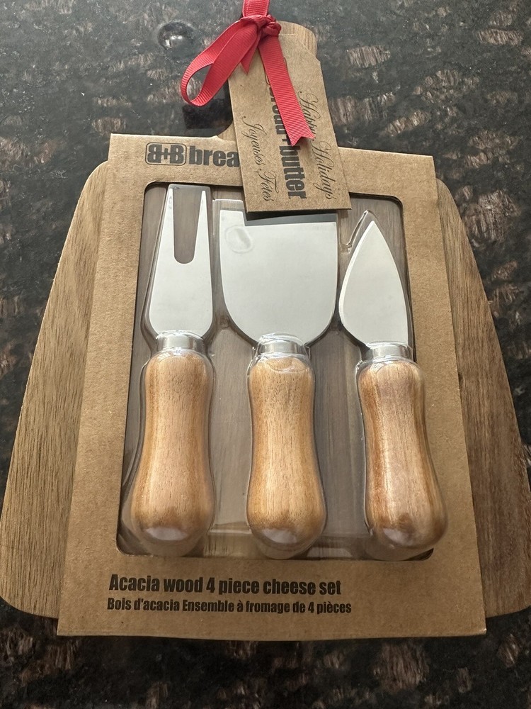 Acacia wood 4 piece cheese board-image