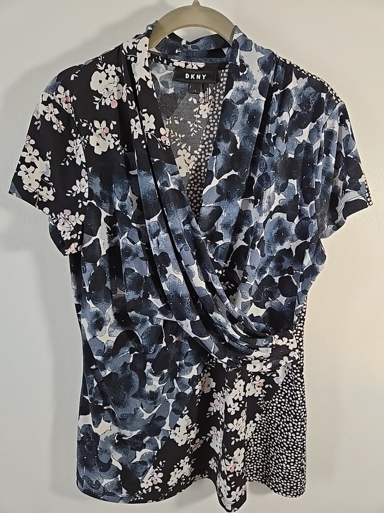 NWOT DKNY Faux Wrap Floral Top Tunic Boho L Short Sleeve Blue Multi