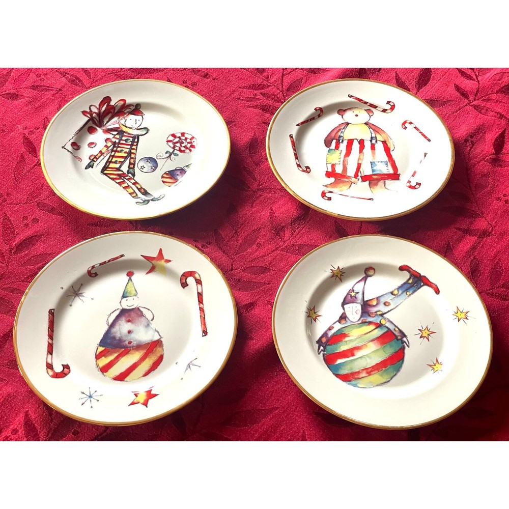 Rosanna Made in Italy Set of 4 Christmas Dessert Salad Plates 8” Gold Trim