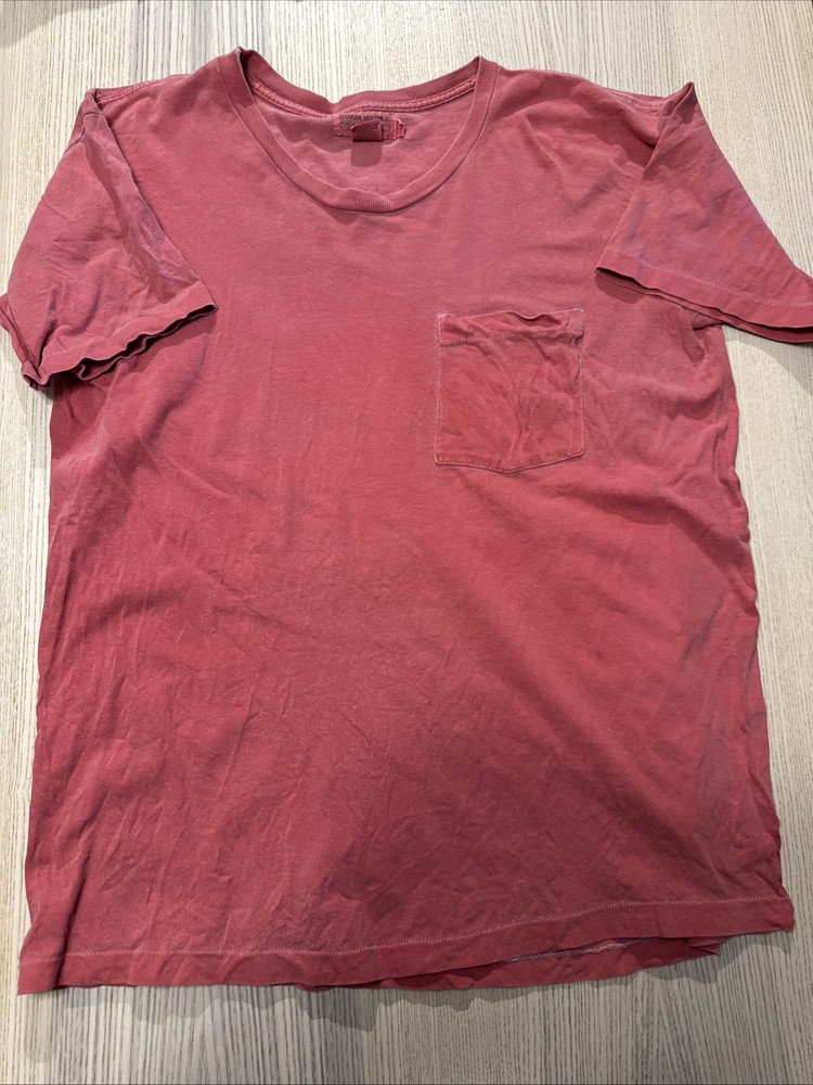 Banana Republic Vintage 90s Red Pocket T-Shirt Made In USA Men’s Small