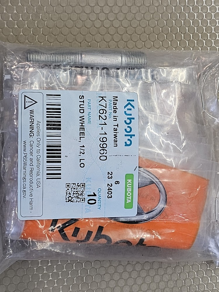 Kubota K7621-19960 Wheel Stud 1/2