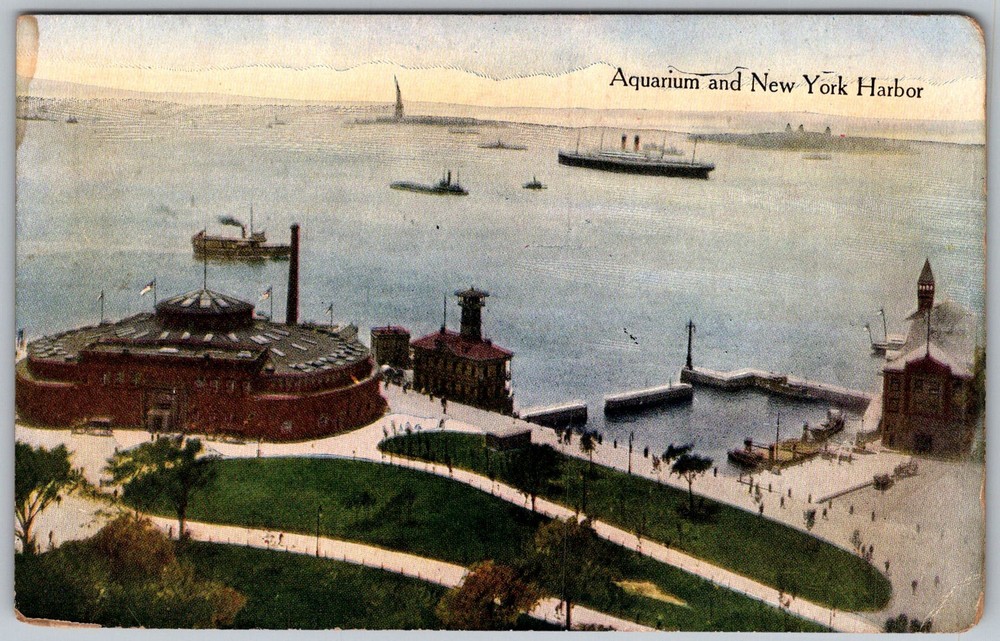 Antique Postcard Aquarium and Harbor New York, NY 1910s