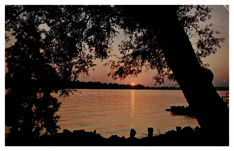 Postcard WATER SCENE Winona Lake Indiana IN m/09 AQ3976