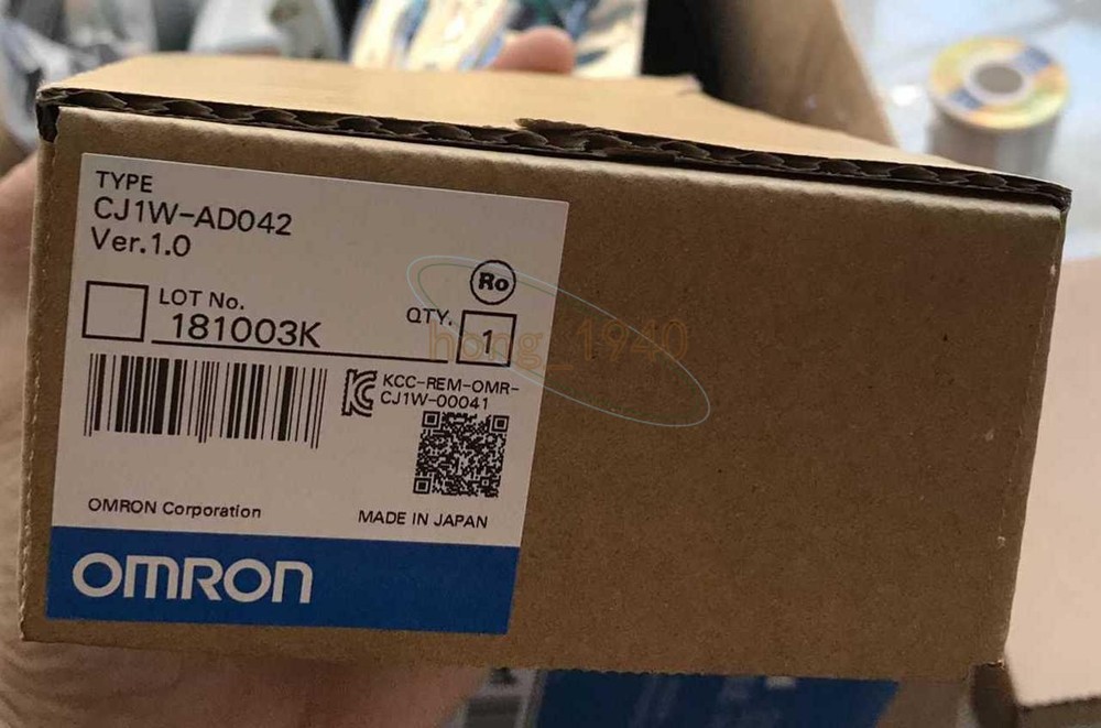 1PC Omron CJ1W-AD042 PLC Module New in box