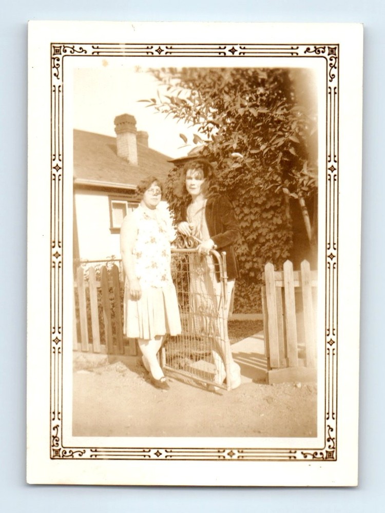 Old Vintage Photo PAIR LEGGY WOMEN DECORATIVE BORDER CRANBROOK BC CANADA