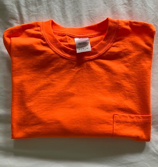 Men's XL Gildan Solid Orange Crew Neck Short Sleeve Ultra Cotton Pocket t-shirt