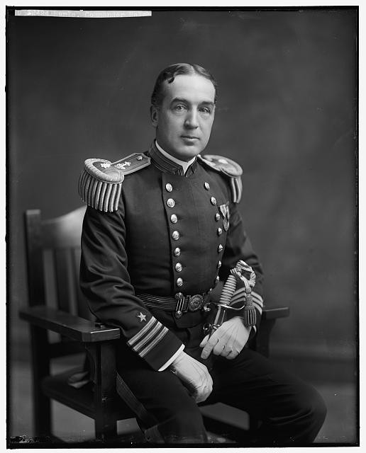 Photo:Commander Ralph Earle,United States Navy,USN,Military,Harris & Ewing