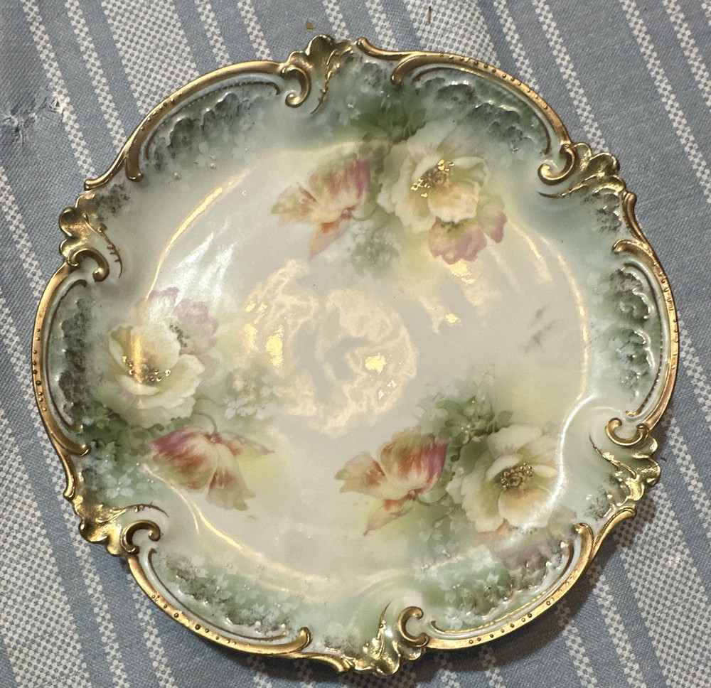 Floral Porcelain Decorative Plate White/Gold Glossy Round Scalloped Edge