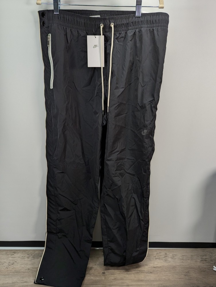 Nike Sportswear Woven Unlined Tearaway Pants Men’s Sz Large L  DM6686-010