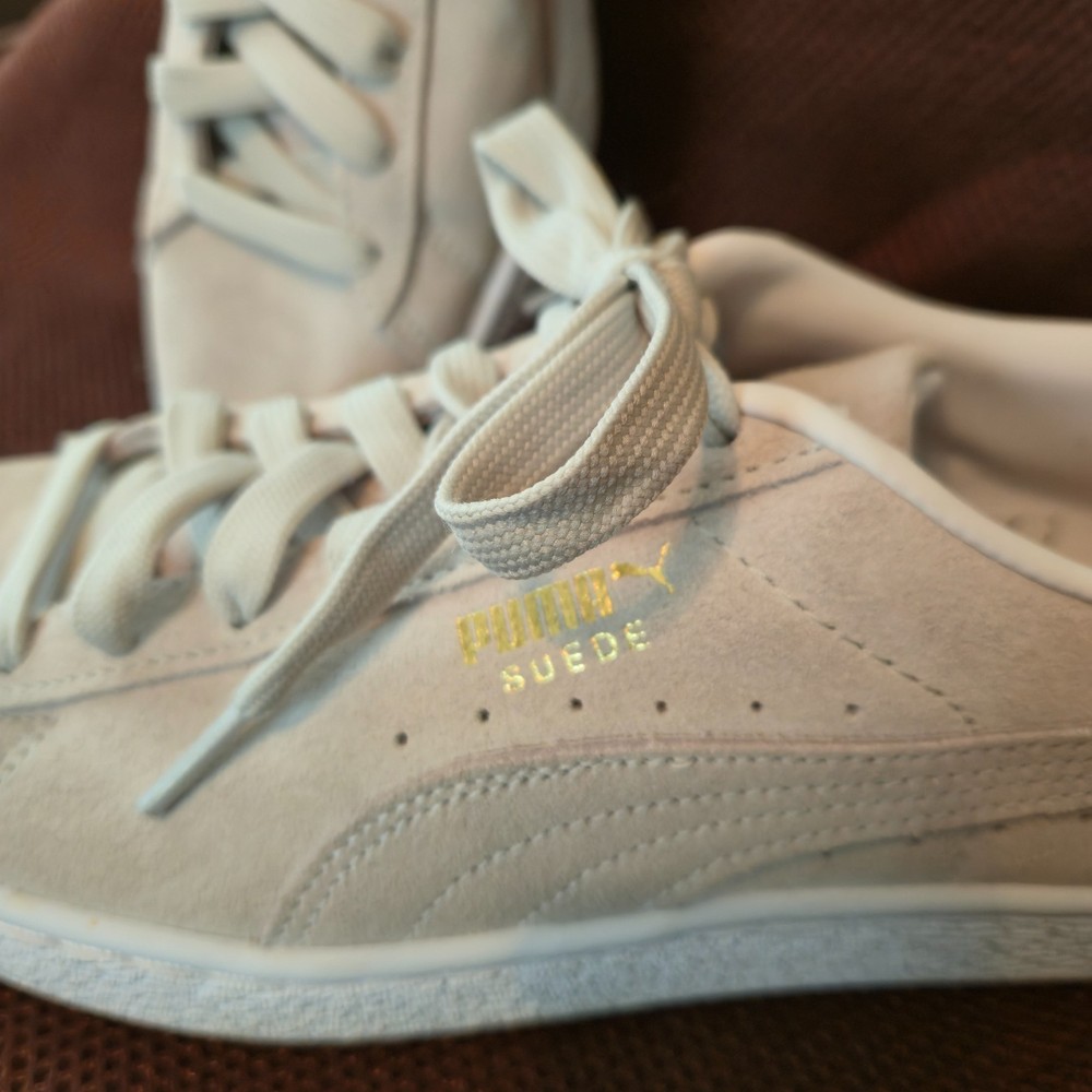 Puma suede men's shoes sz 8.5