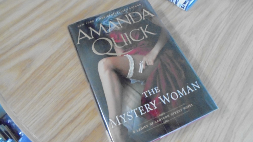 Mystery Woman by Amanda Quick (2013, Hardcover)