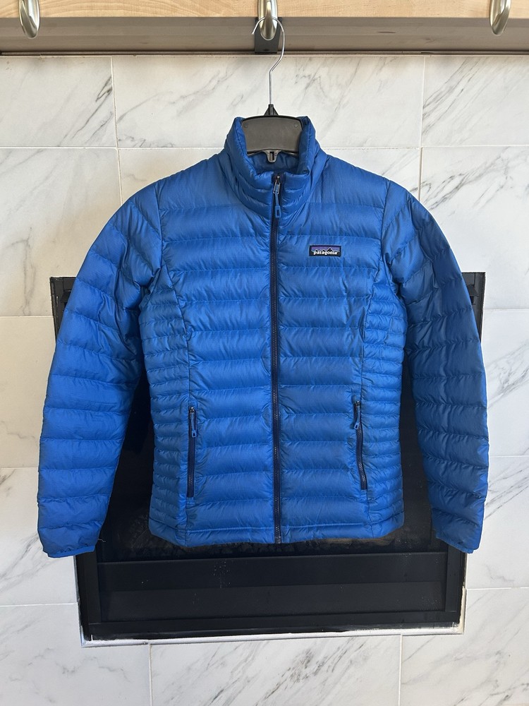 Patagonia Down Sweater Puffer Quilted Lightweight Jacket Coat for Women in XS Blue Color