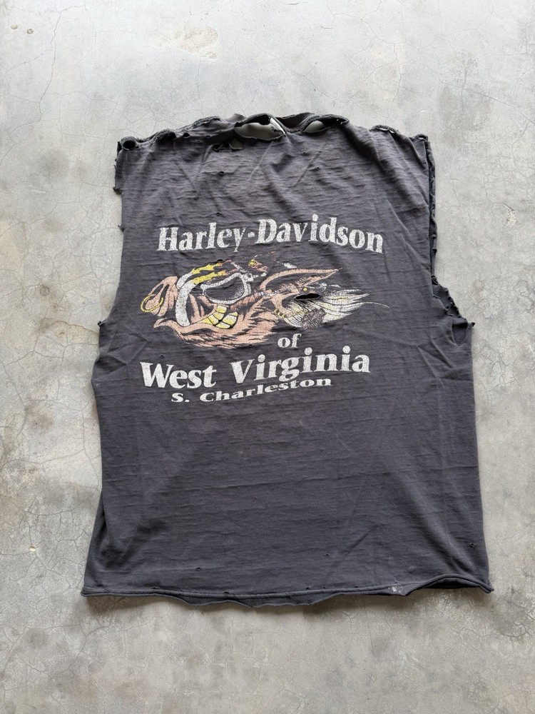 Vintage 90s Harley Davidson 3D Emblem Cutoff  Shirt L Single Stitch Distressed