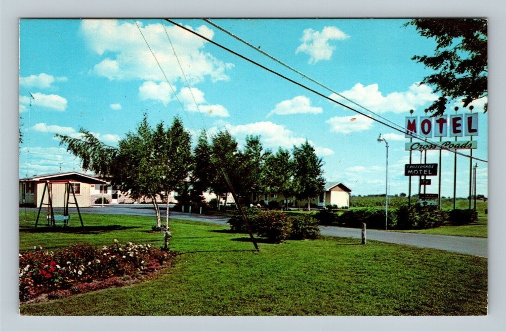 Clare MI, Crossroads Motel, Flower Garden, Antique Vintage Michigan Postcard