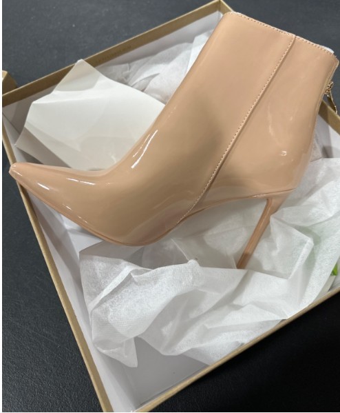Elegant Elisabet Tang Nude Heels for Weddings and Parties